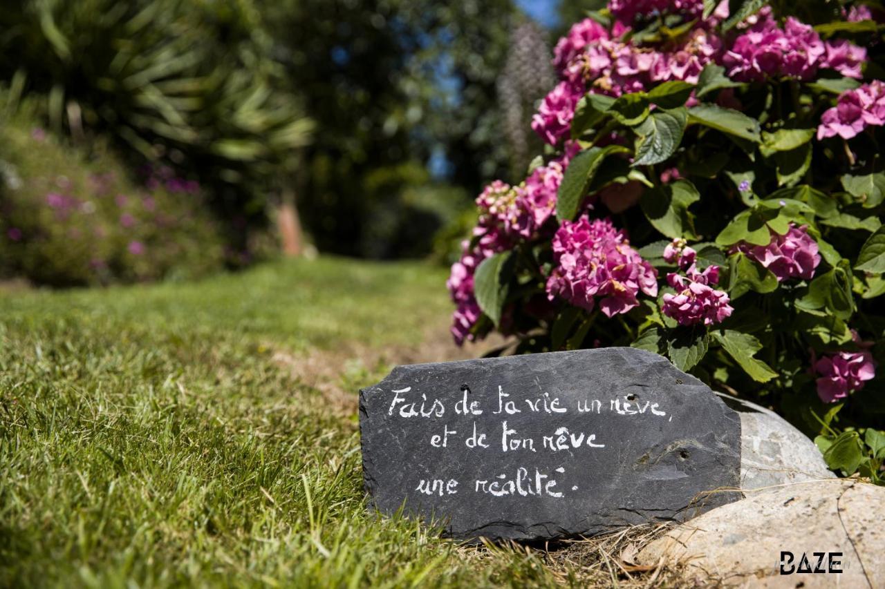 Centre De Bien-Etre Et Ses Chambres D'Hote Villeneuve-de-Riviere ภายนอก รูปภาพ