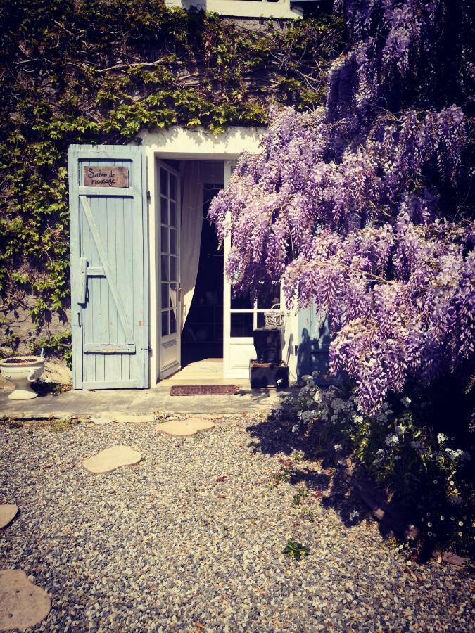 Centre De Bien-Etre Et Ses Chambres D'Hote Villeneuve-de-Riviere ภายนอก รูปภาพ